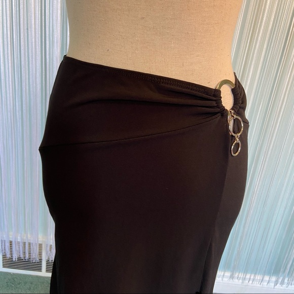 Black Slit Skirt - Picture 4 of 15